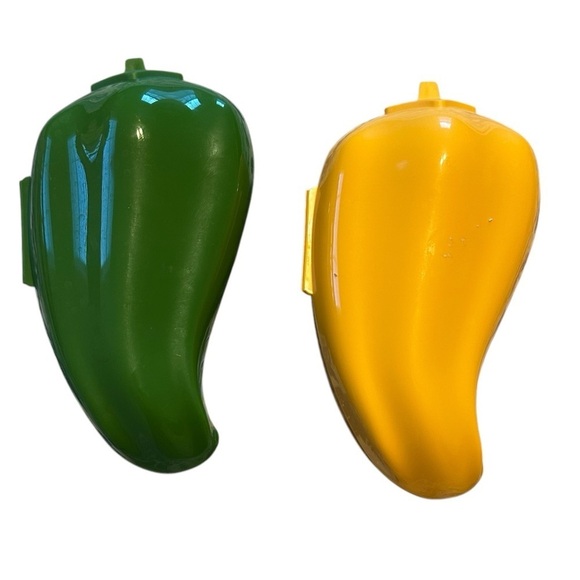 Tupperware Chili Pepper Forget Me Not Containers Set Of Two Yellow & Green - Picture 1 of 9
